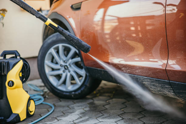 Garage Pressure Washing in Daly City, CA